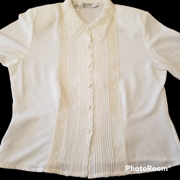 Kathy Che Tops - Kathy Che, Vintage White Lace Button Blouse, Size 8P